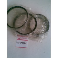 ME012072 MITSUBISHI  FE304 44 4D30 SEGMAN 